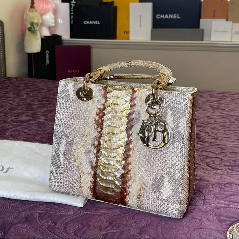 Gorgeous Python Lady Dior New. - Picture 6 of 7